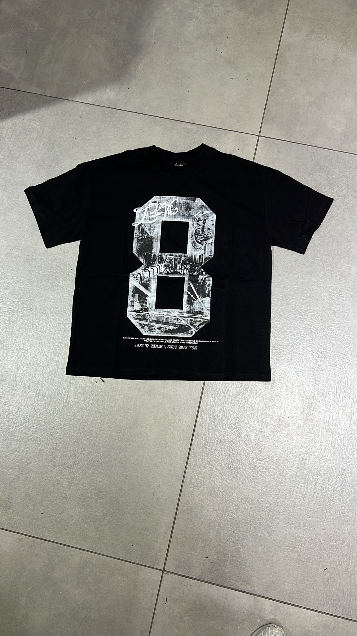 T-SHIRT EIGHT v31096
