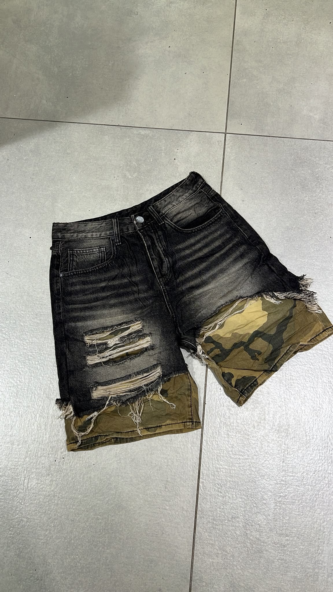 BERMUDA RIPPED/MIMETIC 8515