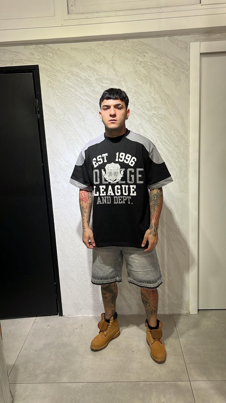 T-SHIRT COLLEGE ART 172