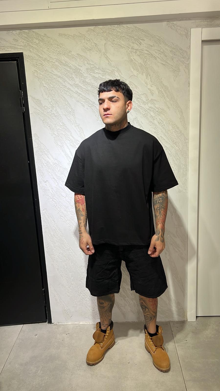 T-SHIRT BITES 179