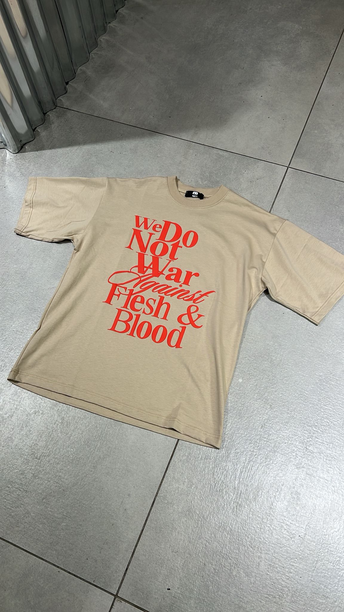 T-SHIRT WE DO NOT WAR