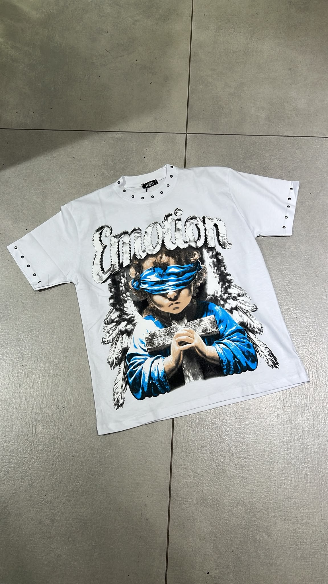 T-SHIRT EMOTION 4814