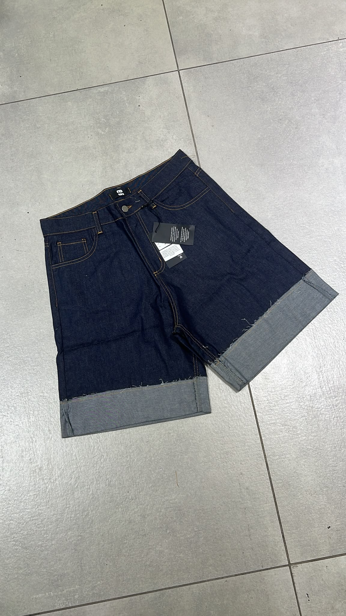 BERMUDA PIEGA DARK DENIM