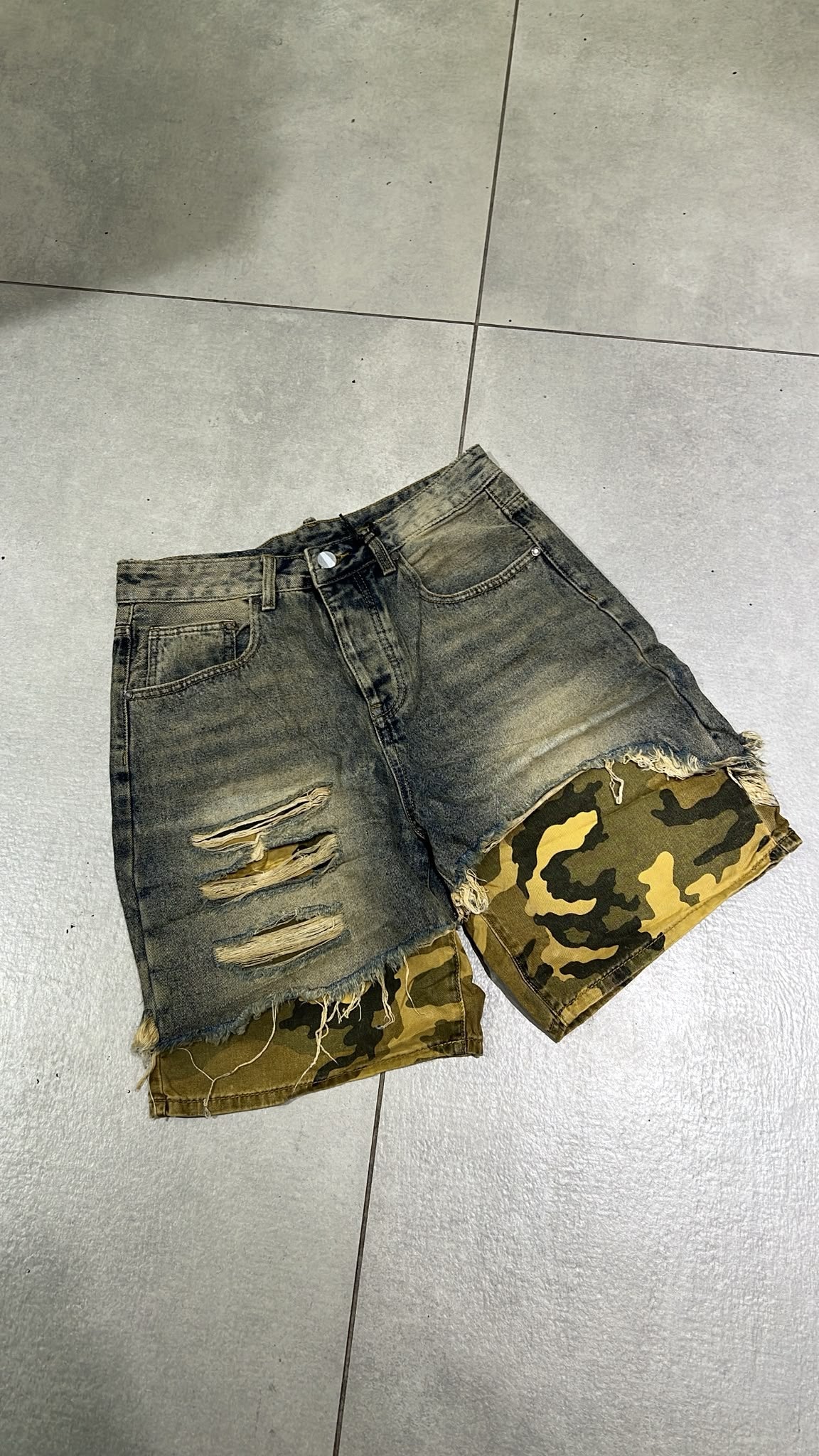 BERMUDA RIPPED/MIMETIC 8515